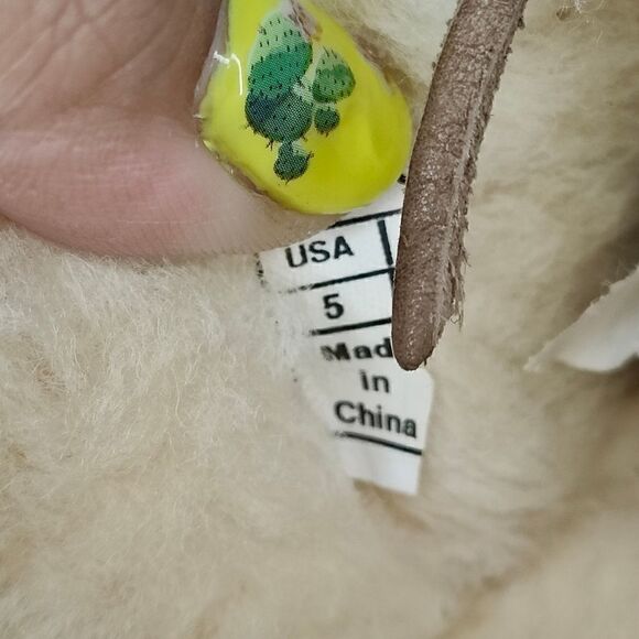 Ugg Dakota Chestnut Suede Sheepskin Slippers Moccasins - Picture 12 of 12